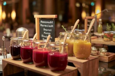 料理 ワッサートゥルム ホテル ケルン キュリオ コレクション by ヒルトンの写真