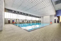 Renhuai Hot Spring Hotel - Yüzme Havuzu