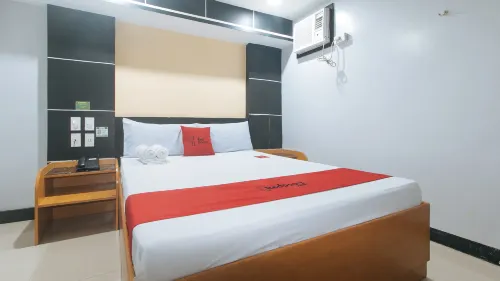 RedDoorz @ Ranchotel Alabang - 2-Star