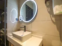 GreenTree Inn Express Hotel (3rd huangshan road, Zouping Bus Station, Binzhou) Hotel a Zouping