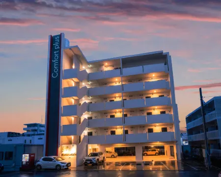 コンフォートプラス 北谷町のホテル