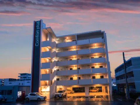 舒適加酒店 鄰近Okinawa Diving的酒店