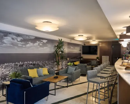 カタロニア アテナス バルセロナのホテル