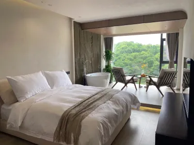 Guangyuan Zengjia · Yunshuijian Hotels in Guangyuan