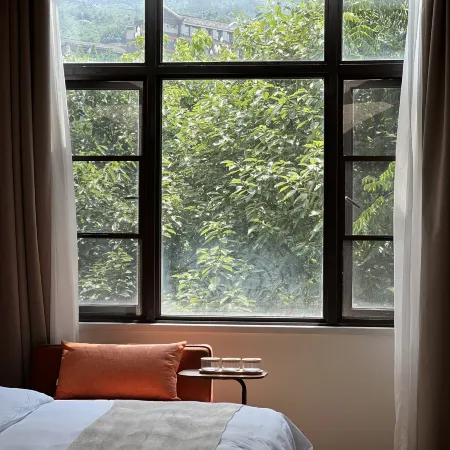 "Ya'an Jinyue · Manman Yucheng Private Enjoy Hotel (Ya'an Railway Station People's Hospital Branch
