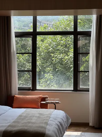 "Ya'an Jinyue · Manman Yucheng Private Enjoy Hotel (Ya'an Railway Station People's Hospital Branch