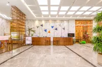 Ramada Encore by Wyndham Linyi فنادق في لين إي