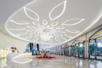 Xinjiang Plaza Holiday Hotel - 4-Star