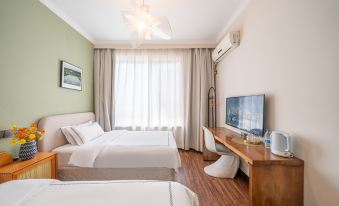 Shanghai Yijia Boutique Theme Apartment National Convention and Exhibition Center Hongqiao Shop