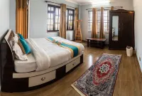 The White House Villa 8 Bedroom with Swimming Pool - Balkon