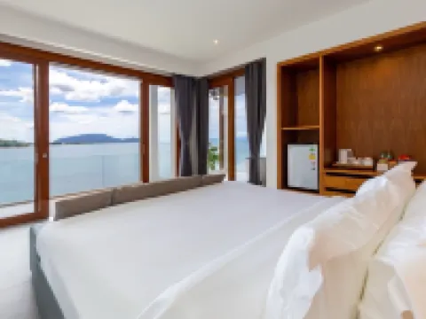 เอ็กซ์-ซี ขนอม ฮาร์เบอร์เบย์ รีสอร์ต โรงแรมในอำเภอ ขนอม