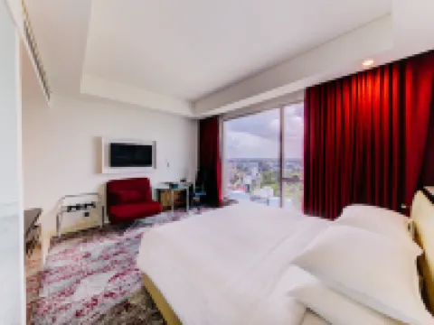 Cinnamon Red Colombo Hotels in Colombo