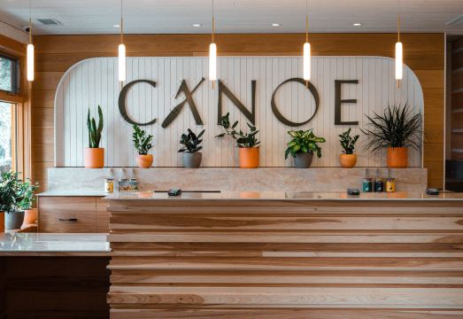 Hotel Canoe & Suites