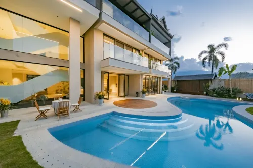 Xishuangbanna Jinghong Neverwinter Hotel