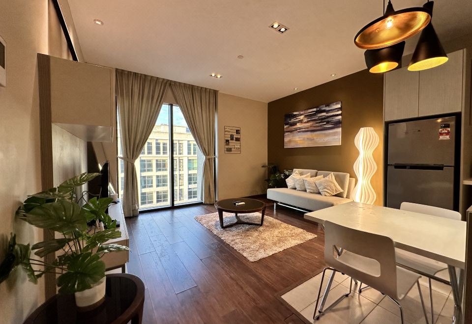 3. L Homest..