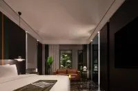 Changsha Tuyi Oriental Hotel (Wuyi Square IFS Guojin Center Branch) Hotels near Wuyi Square