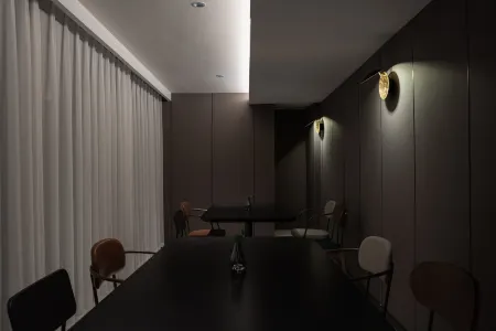 CEO· Lan Hotel (Jinhua High speed Railway Station Branch) Отели рядом с достопримечательностью «Jinhua Polytechnic»