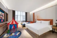 LIV Hotel (Guangzhou Baiyun Railway Station) Hotel dekat Guangdong Vocational College of Finance and Economics