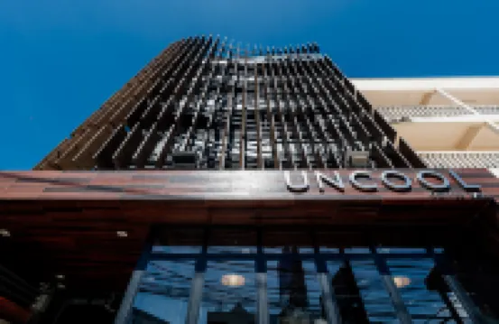 Sleep Station Hoteles cerca de Muelle Bandon