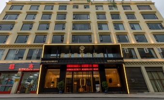 Shangri Boutique Hotel