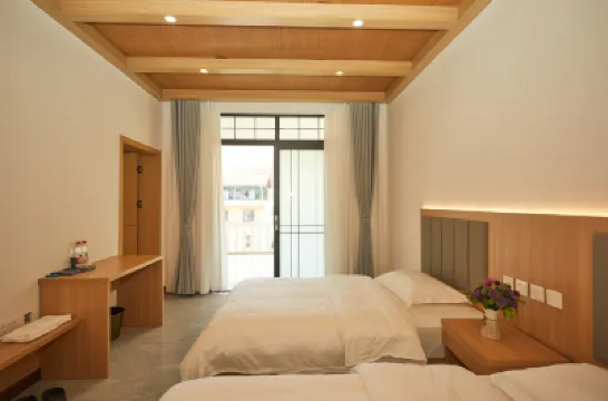 Lejia Residence Hotels near Hanzhong Mount Longtoushan International Tourism Resort