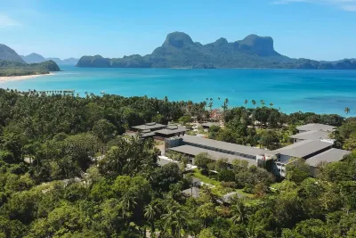 Seda Lio Hotels near Entalula Island