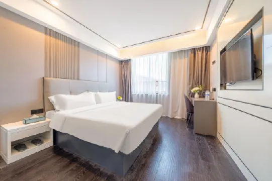 โรงแรมเมาเวย์·เอ็ม (สาขา สถานีรถไฟฟ้าใต้ดินถนนหางจง สนามบินนานาชาติหงเฉียว เซี่ยงไฮ้) โรงแรมใกล้สวนสาธารณะฮงหัว