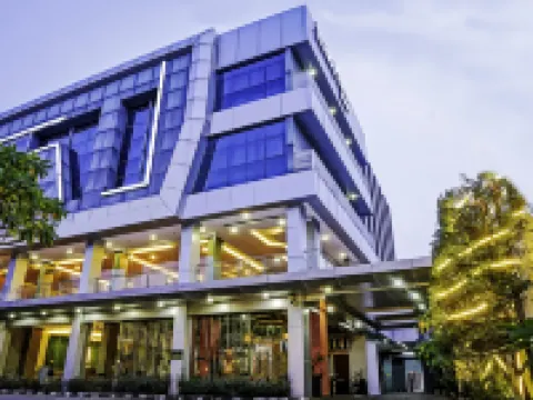 Terraz Tree Hotel Jakarta Hotels near SCBD WEEKLAND