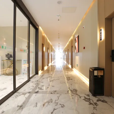 Mango AI Hotel (Municipal Government Wuyue Plaza)