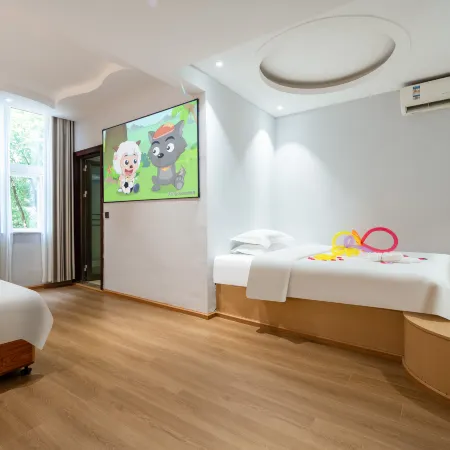YiTing Hotel Отели рядом с достопримечательностью «Храм Хонгфу»