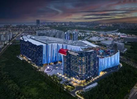 Crowne Plaza Shanghai Snow World Отели рядом с достопримечательностью «Shanghai Astronomy Museum»