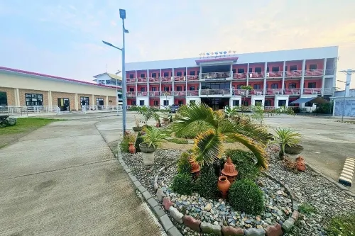 EC Hotel near Laoag Airport