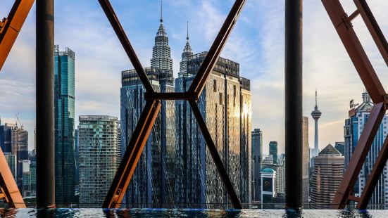 Scarletz Suites @ KLCC by VigourGT