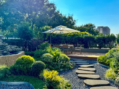 Cloud Homestay Hotel( Zhengzhou Xianghu Science and Technology Museum) Hotels in Fangte Resort