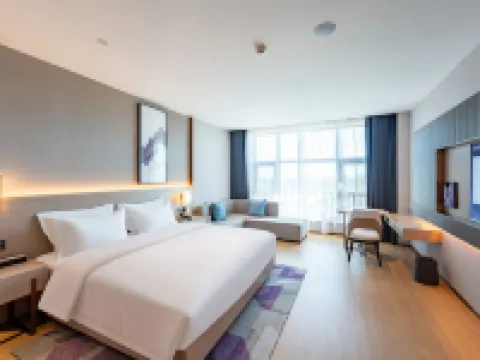 Lavande Hotel (Akesu Airport Xinjiang Institute of Technology) Hotels in Wensu