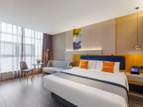 Homeinn Selected Hotel (Dezhou Xinhu Central Plaza Finance Building) Hotels in Dezhou