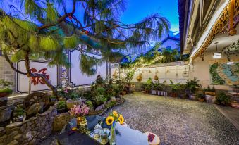 Honglinge Inn (Dali Ancient Town South Gate)