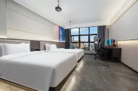 I Electronic sports Hotel (Wuhan University Jiedaokou Subway Station) Hotel berhampiran Wuhan University of Technology (West Area)