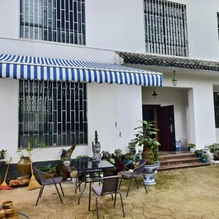 Mengzi Jinmeng Courtyard