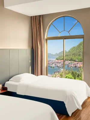 Lingshui Seaview Bay Hotel (Xincunzhen Nanwan Monkey Island Branch) Hotels near Nanwan Monkey Islet