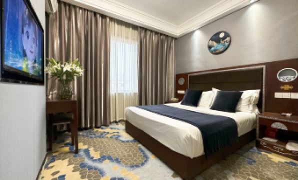 M International Hotel (Shazhou Night Market)