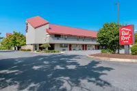 Red Roof Inn Harrisburg North Отели рядом с достопримечательностью «Widener University Commonwealth Law School»