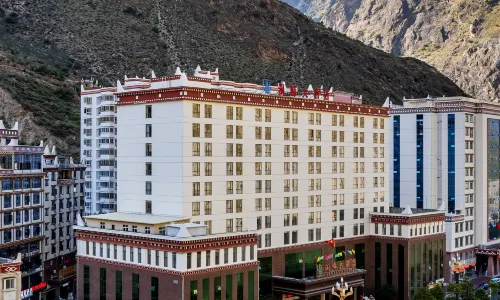 Lanfeng Hotel