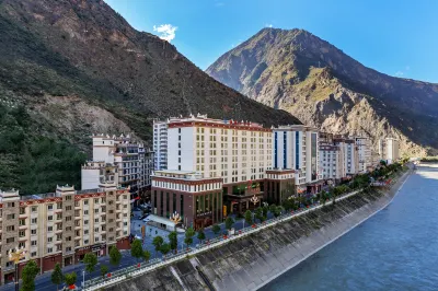 Lanfeng Hotel Hotels in Danba