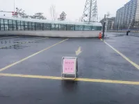 延吉紅菊酒店 - 停車場
