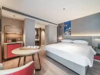 โรงแรมอีเชียง จัตุรัสป่ายี หนานชาง โรงแรมใกล้หอเจิงจิน