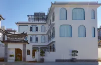 大理悅·知喜設計師民宿（洱海S灣生態廊道磻溪店） 蒼山風景區住宿飯店