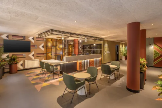 Royal Regency Paris Vincennes Hotels near School Du Breuil