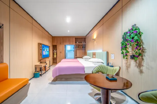 Linyi Mingshan Shuiying Creative Homestay