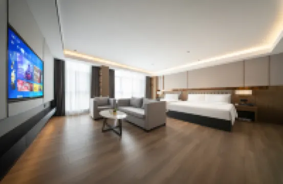 조르지오 모란디 호텔 (옌타이역 우위에 플라자)